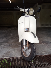 Vespa P 150 X