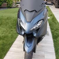 Yamaha Tmax 560