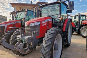 Massey Ferguson 5711M DYNA4