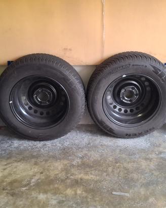 Cerchi e gomme termiche