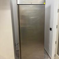 Colonna frigo alimenti