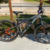 MTB  GT avalanche 27,5 taglia S