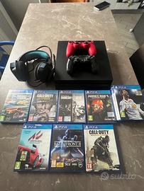 playstation 4 pro con  joystick, cuffie e giochi