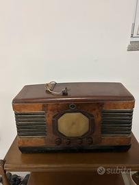 Radio phonola del 1939/40 mod, 539
