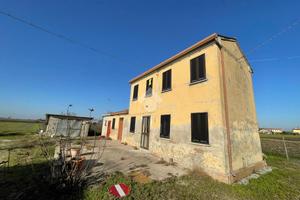 CASA INDIPENDENTE A AGNA