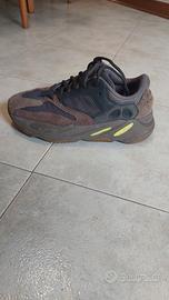 Adidas Yeezy 700 Boost Mauve