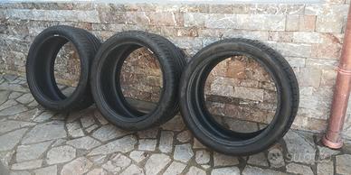 Pneumatici Bridgestone T005 275/35 e 245/40 r 19