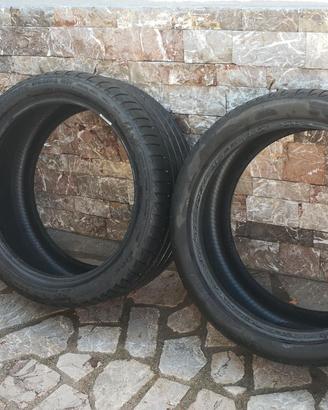 Pneumatici Bridgestone T005 275/35 e 245/40 r 19