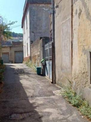 Immobile in asta di 88 m² con 4 locali a Arbus