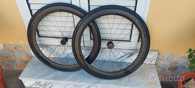 Ruote full carbon r5 a disco