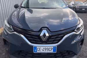 Renault Captur 4 POSTI AUTOCARRO