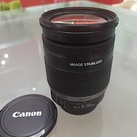 Obiettivo Canon EF-S 18-200mm f/3,5-5,6 IS Stab.