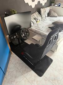 Simulatore PlaySeat in alcantara con volante