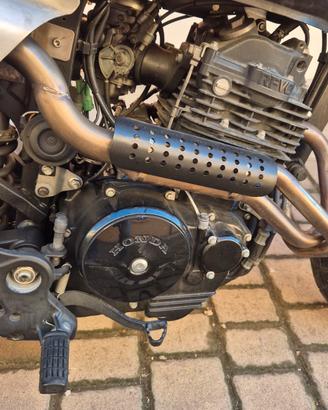 Honda 650 scrambler RD09A