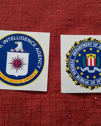 Adesivi della CIA e dell'FBI