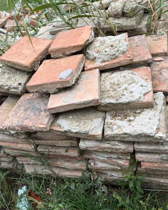 Pavimento in cotto antico quadrato