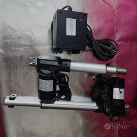 Attuatore lineare a 24V con trasformare