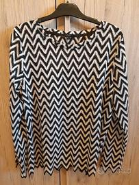 Blusa OVS bianca e nera motivo Zig Zag traforato