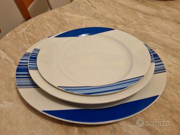 Servizio di piatti per 12 persone