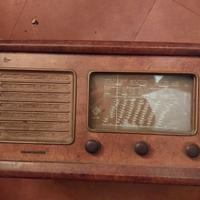 Radio a valvole Telefunken Mod T.50 (Anni 40)