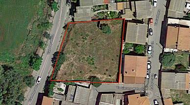 Tre lotti area edificabile
