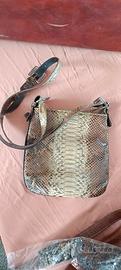Borsa a tracolla in pelle artigianale 