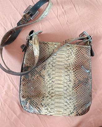 Borsa a tracolla in pelle artigianale 