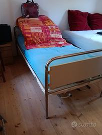 letto per degenza con materasso 