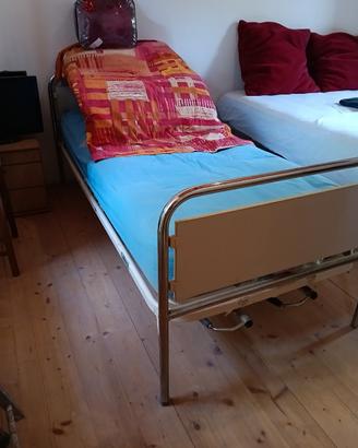 letto per degenza con materasso 