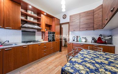 Appartamento di 134 mq con doppia esposizione Est/