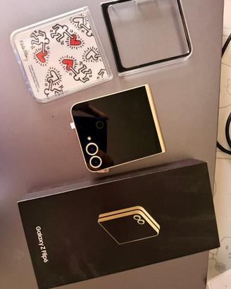 Samsung Galaxy Z Flip 6 + cover omaggio