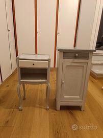 Coppia comodini decappati grigio