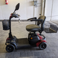 Scooter elettrico per disabili