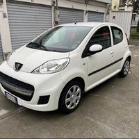 Peugeot 107 1.0 68CV 5p. Plaisir