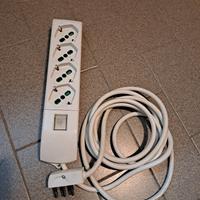 Prolunga a 4 Schuko cavo lungo