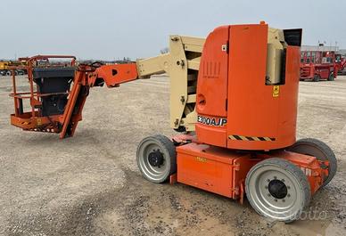 Semovente elettrica JLG 300 ajp