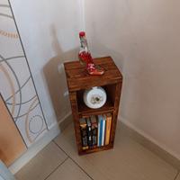 Mini libreria a colonna