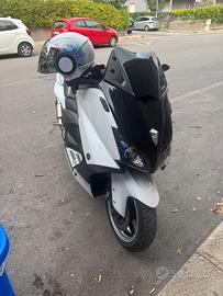 Yamaha Tmax 2012