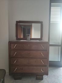 Antico Comò Cassettiera con piano in marmo e specc