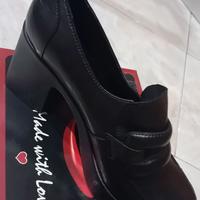 Mocassini con tacco vera pelle