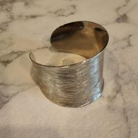 Bracciale argento bigiotteria diametro 6 cm nuovo