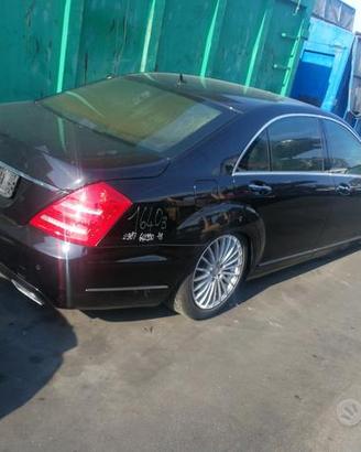 Mercedes bens s 642930 2011 w221 per ricambi