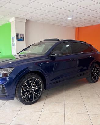 Audi Q8 55 TFSI quattro tiptronic S LINE X 2 TETTO