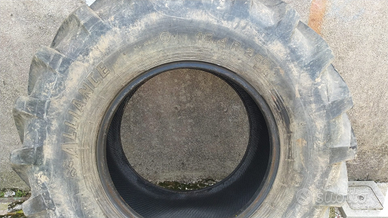 Pneumatico agricolo misura 18,4 R 26