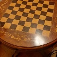 tavolino da gioco