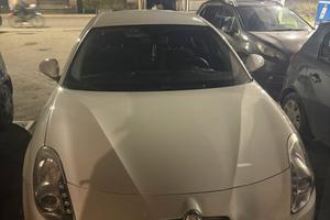 Alfa romeo giulietta 1.6 diesel 2012