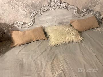 Testata letto legno intagliato shabby