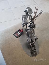 SCULTURA IN ACCIAIO 