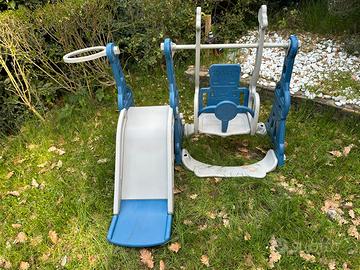 Scivolo, altalena per bambini