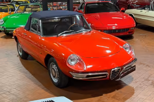 ALFA ROMEO Spider Osso di Seppia 1750 Veloce